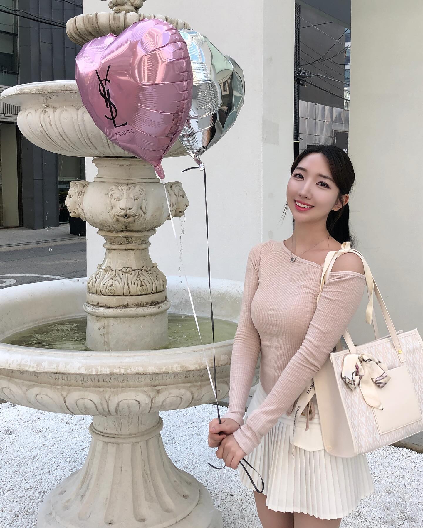 뷰티/패션/전자제품/여행 모든 협찬 경험있는 4k 인플루언서입니다 : 3